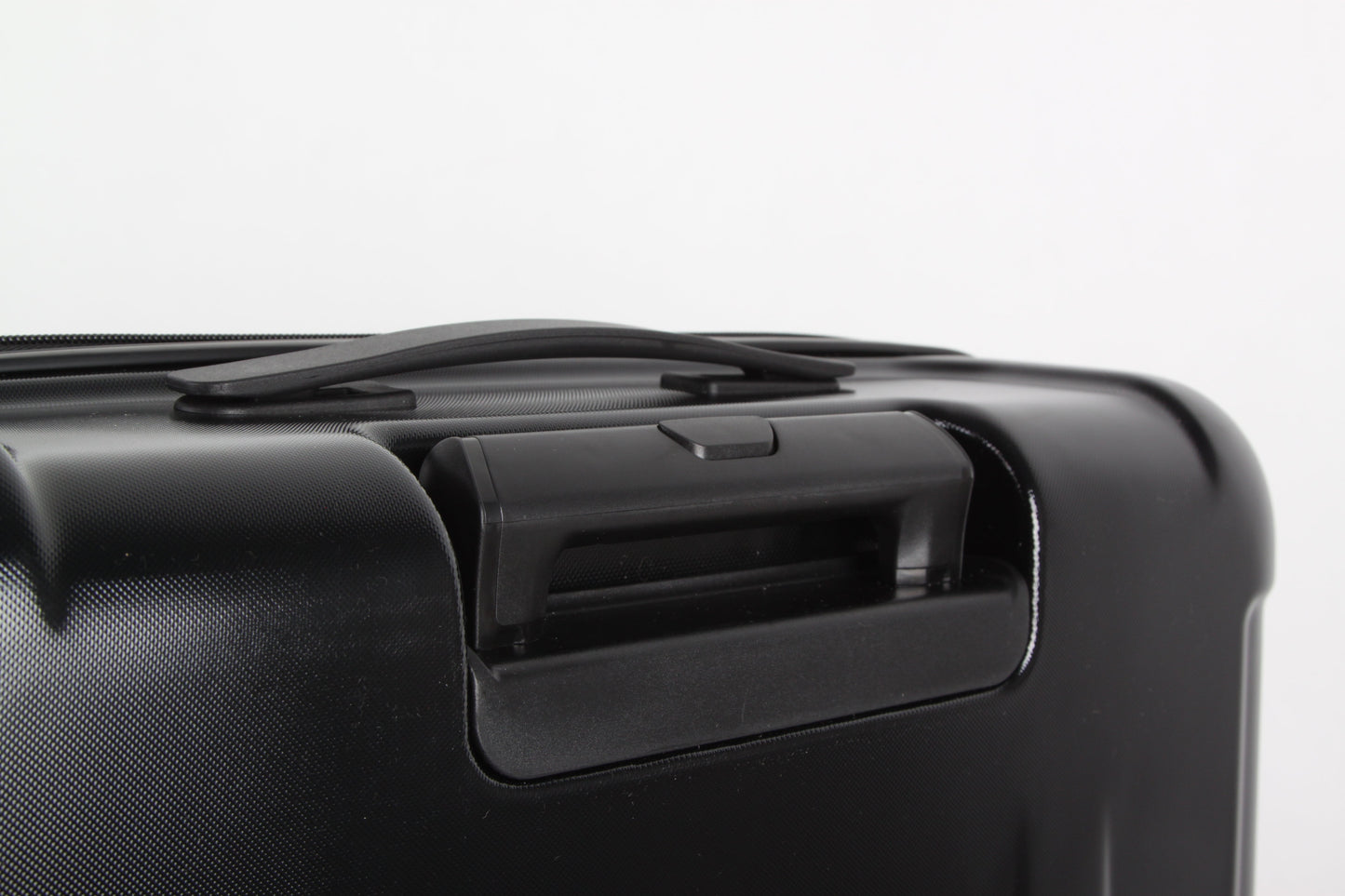 حقيبة ترولي Original®-Mambo متوفرة في قطعة واحدة خفيفة الوزن مع عجلات دوارة وقفل TSA من الجانب الصلب